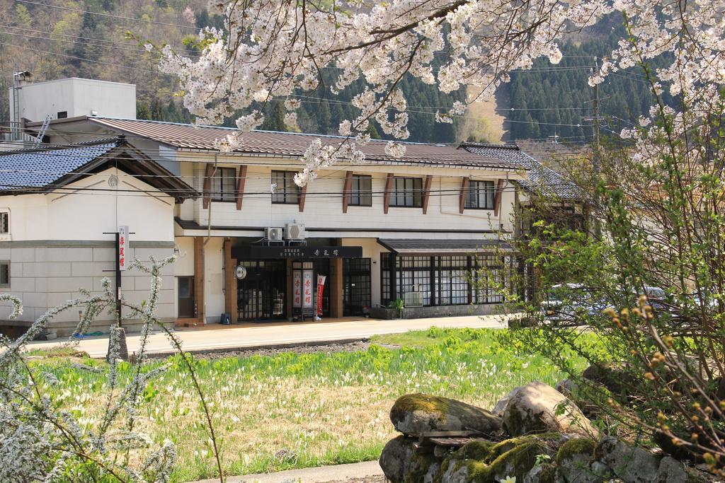 Gokayama Onsen Akaokan Nanto Екстериор снимка