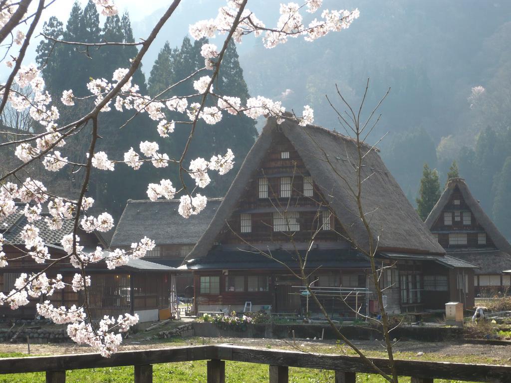 Gokayama Onsen Akaokan Nanto Екстериор снимка