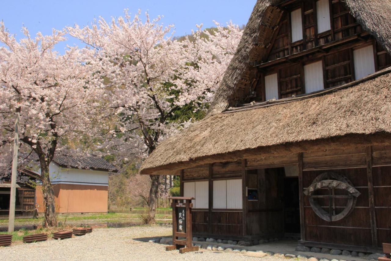 Gokayama Onsen Akaokan Nanto Екстериор снимка